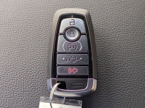 New 2025 Ford F150 Lariat w/ Equipment Group 501A Mid image 28