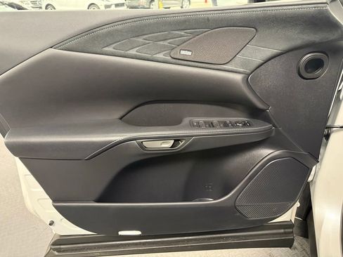 Used 2024 Lexus RX 450h AWD w/ Convenience Package image 8