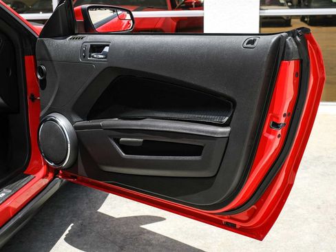 Used 2011 Ford Mustang GT Premium w/ 402A Rapid Spec Order Code RWD image 27