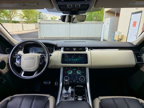 Used 2019 Land Rover Range Rover Sport HSE Dynamic image 15