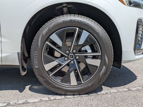 New 2026 Volvo XC60 B5 Core w/ Protection Package image 12