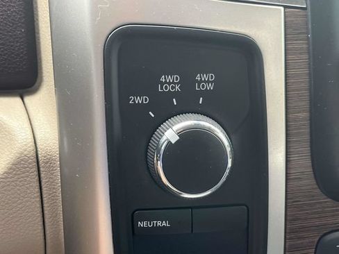 Used 2016 RAM 2500 Laramie AWD/4WD image 34