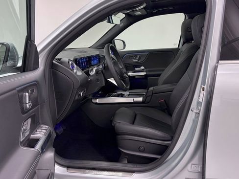 Certified 2025 Mercedes-Benz GLB 250 4MATIC image 15