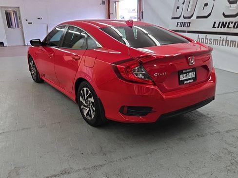 Used 2017 Honda Civic EX image 4