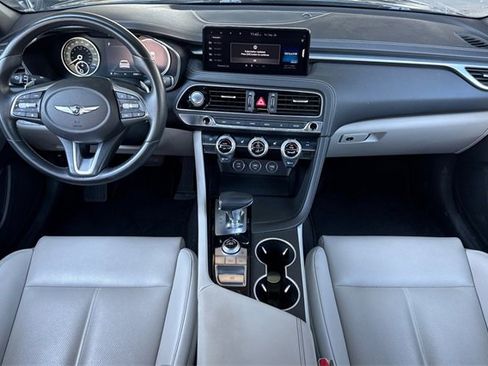 Used 2023 Genesis G70 2.0T image 15