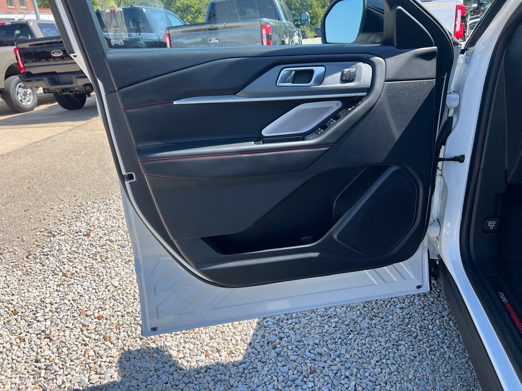 Used 2026 Ford Explorer ST w/ Sun And Sound Package AWD/4WD image 13