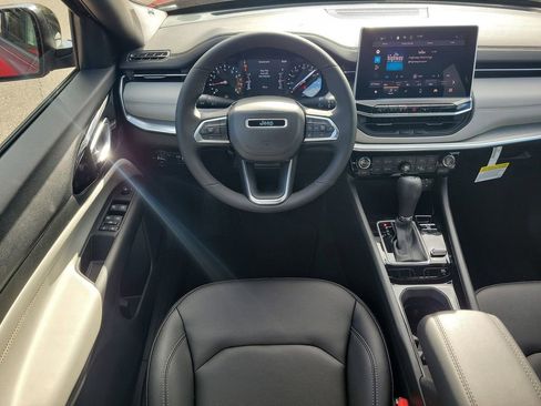 New 2026 Jeep Compass Limited image 10