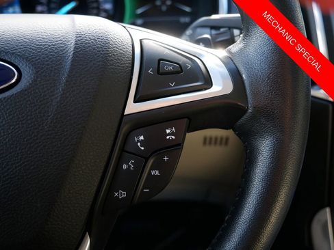 Used 2017 Ford Edge Titanium w/ Equipment Group 301A AWD/4WD image 19