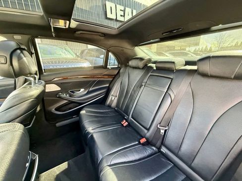 Used 2015 Mercedes-Benz S 550 4MATIC Sedan image 37