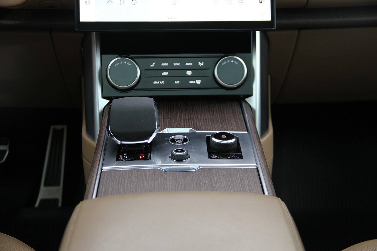 Used 2023 Land Rover Range Rover SE AWD/4WD image 23