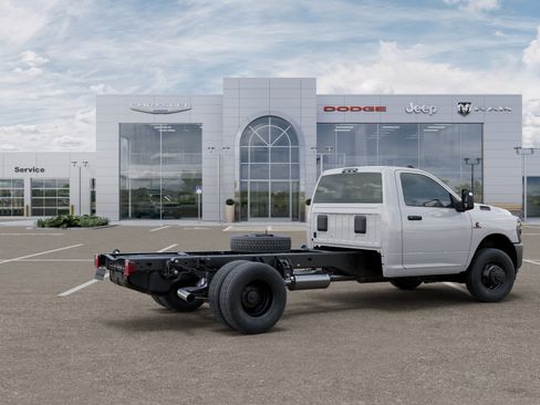 New 2026 RAM 3500 Tradesman RWD image 30