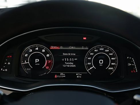 New 2026 Audi RS Q8 performance image 34