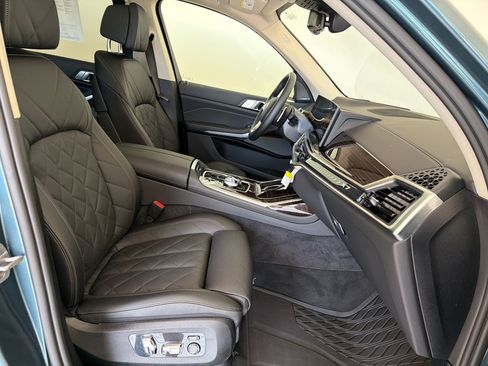 Used 2026 BMW X7 xDrive40i w/ Executive Package AWD/4WD image 25