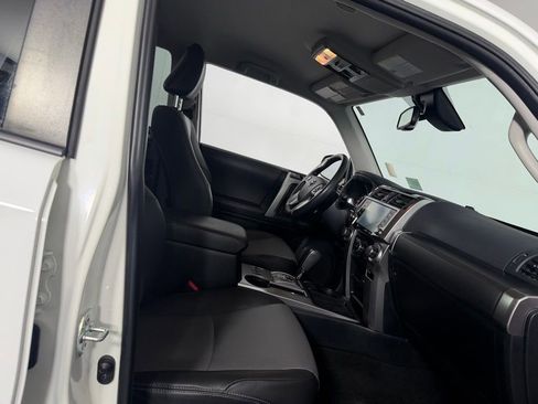 Used 2023 Toyota 4Runner SR5 Premium RWD image 27