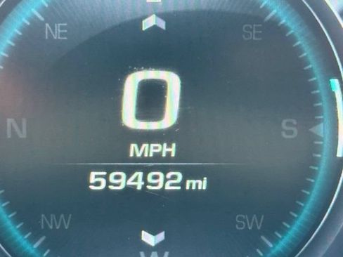 Used 2016 Chevrolet Camaro SS RWD image 3