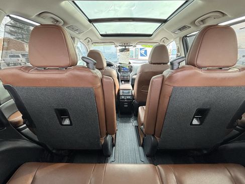 Used 2022 Subaru Ascent Touring image 24