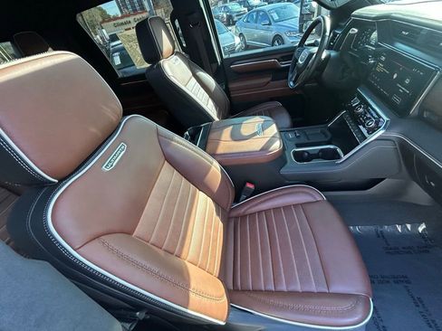 Used 2025 GMC Sierra 2500 Denali Ultimate w/ Max Trailering Package image 24