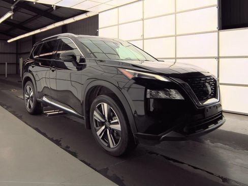 Used 2023 Nissan Rogue SL w/ SL Premium Package AWD/4WD image 2