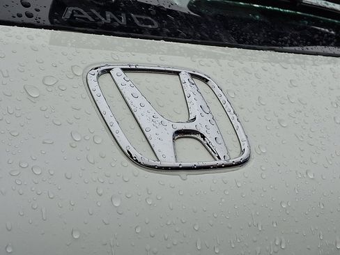 Certified 2023 Honda HR-V LX image 29