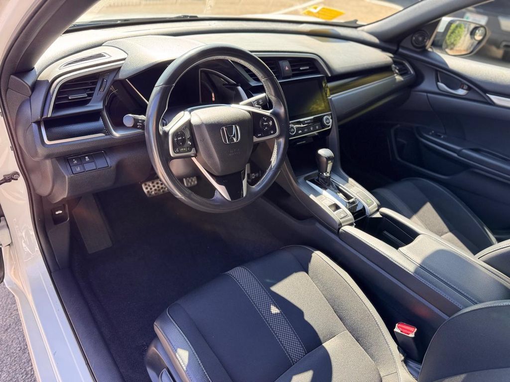 Used 2019 Honda Civic Sport image 14