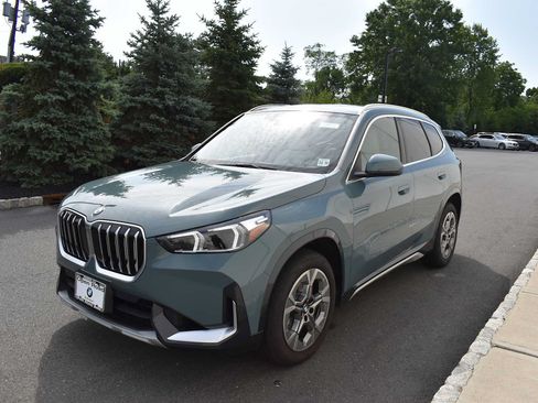 Used 2026 BMW X1 xDrive28i w/ Convenience Package AWD/4WD image 3