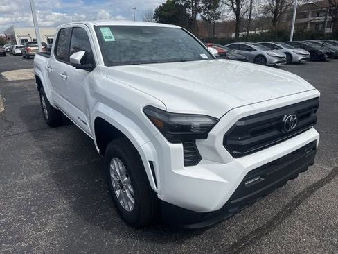 New 2026 Toyota Tacoma SR5 image 7