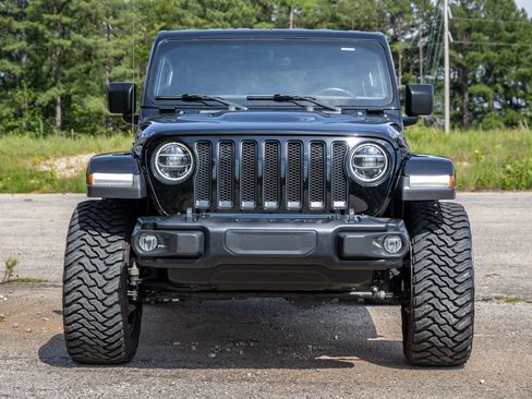 Used 2018 Jeep Wrangler Unlimited Sahara w/ Quick Order Package 24M Moab AWD/4WD image 2