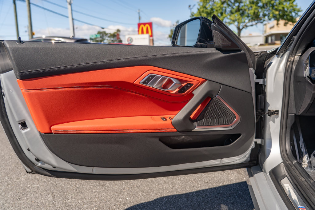 Used 2022 BMW Z4 M40i w/ Premium Package RWD image 12