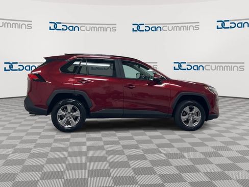 Used 2025 Toyota RAV4 XLE AWD/4WD image 9