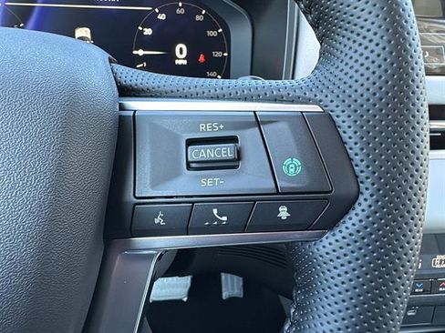 New 2025 Mitsubishi Outlander SEL image 21