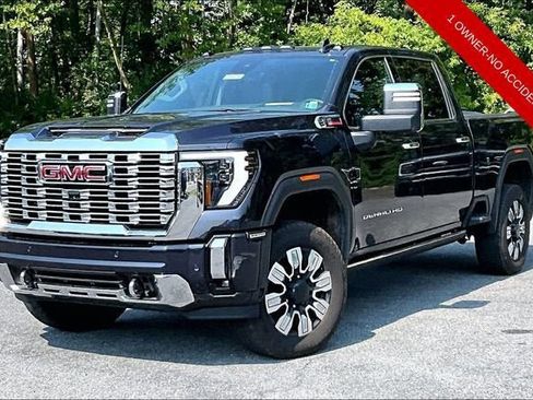 Used 2025 GMC Sierra 3500 Denali w/ Denali Reserve Package AWD/4WD image 1