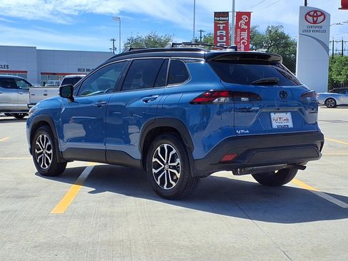 Used 2026 Toyota Corolla Cross SE w/ Moonroof Package image 7