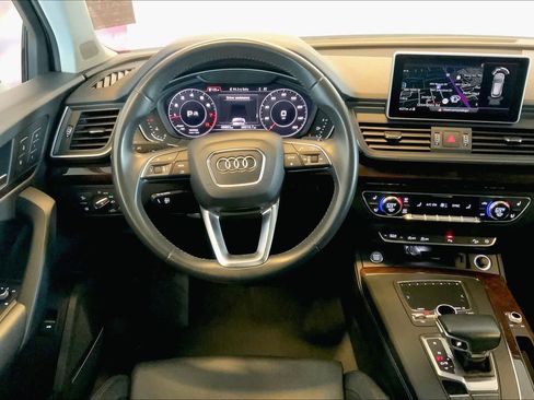 Used 2018 Audi Q5 2.0T Premium Plus w/ Premium Plus Package image 4