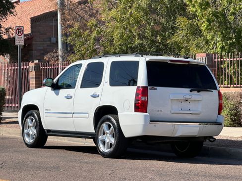 Used 2014 Chevrolet Tahoe LTZ image 4