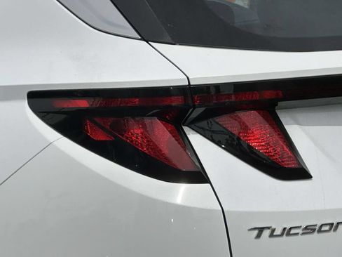 Used 2024 Hyundai Tucson SE AWD/4WD image 8