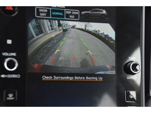 Used 2025 Subaru Crosstrek 2.0i Premium image 21