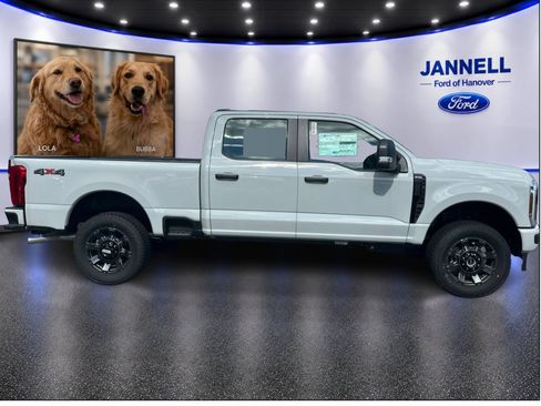New 2026 Ford F250 XL w/ STX Appearance Package AWD/4WD image 4