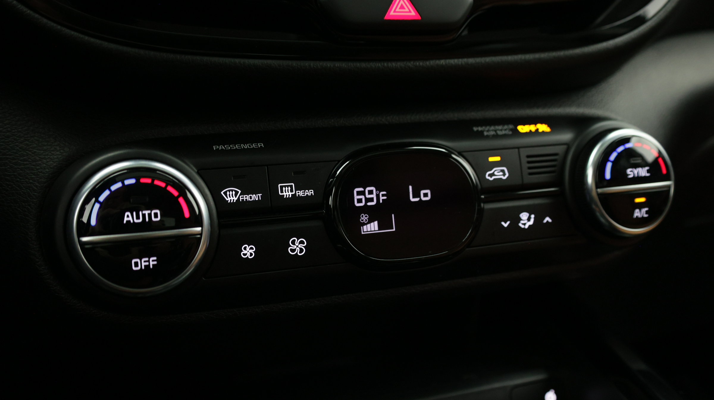 Used 2024 Kia Soul EX w/ Option Group 015 FWD image 25