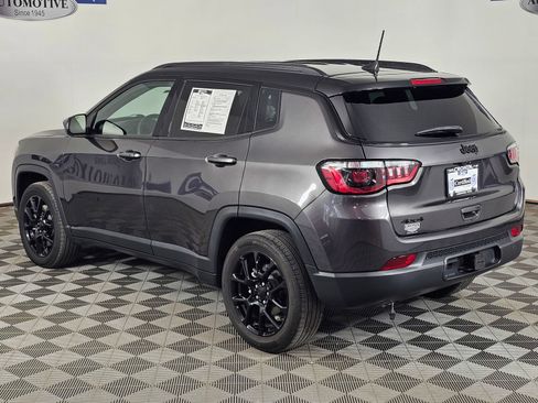 Used 2024 Jeep Compass Latitude w/ Altitude Special Edition AWD/4WD image 29