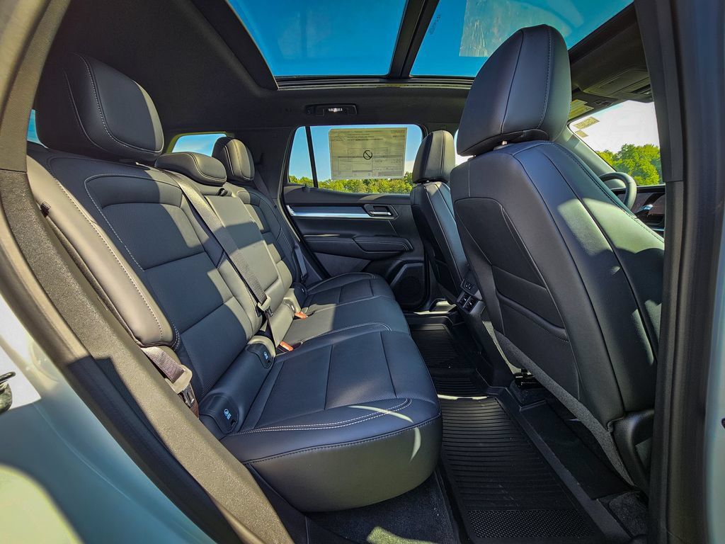 New 2027 GMC Terrain Elevation w/ Elevation Premium Package AWD/4WD image 38
