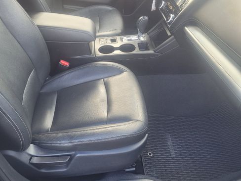 Used 2018 Subaru Outback 2.5i Premium image 24