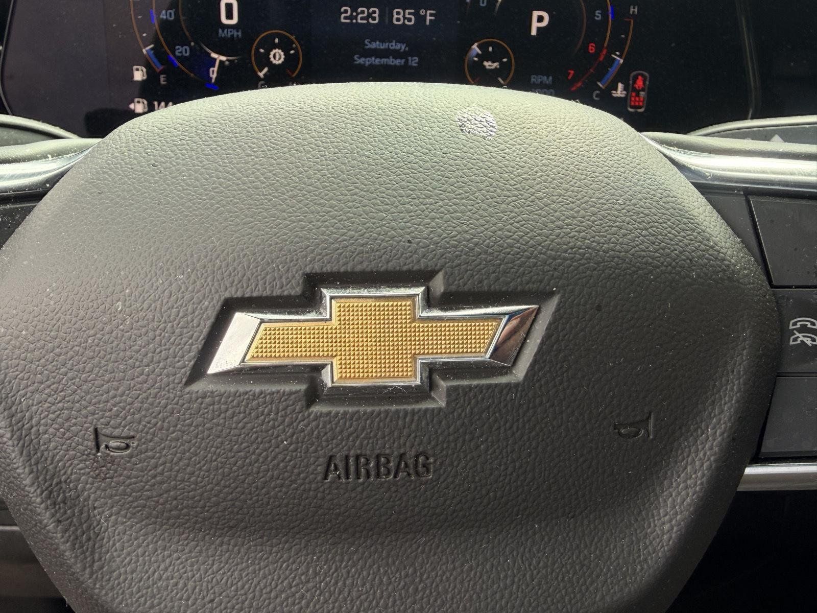 Used 2025 Chevrolet Tahoe LS AWD/4WD image 8