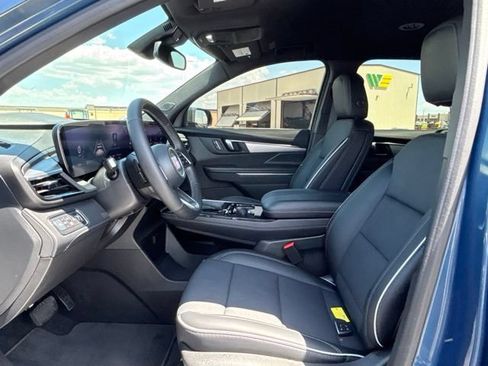 Used 2026 Buick Enclave Preferred AWD/4WD image 20