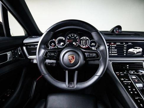 Certified 2023 Porsche Panamera image 26