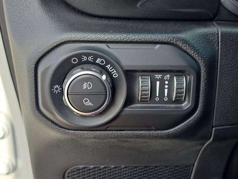 Used 2020 Jeep Gladiator Sport AWD/4WD image 30