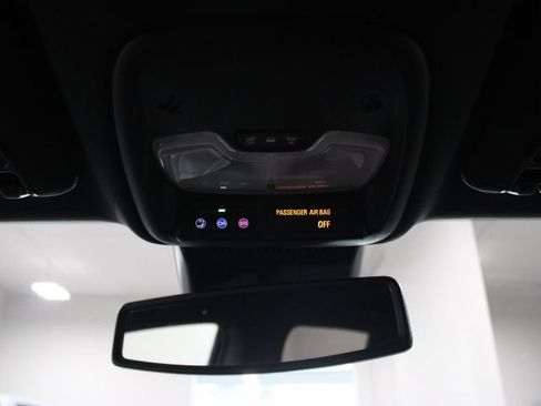 Used 2023 GMC Canyon Denali AWD/4WD image 40