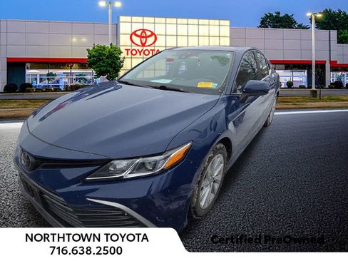 Used 2023 Toyota Camry LE image 13