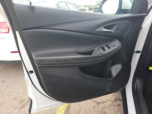 Used 2024 Buick Encore GX Preferred FWD image 14