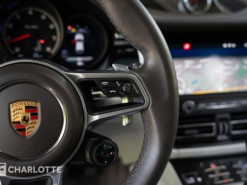 Used 2021 Porsche Macan Turbo AWD/4WD image 20