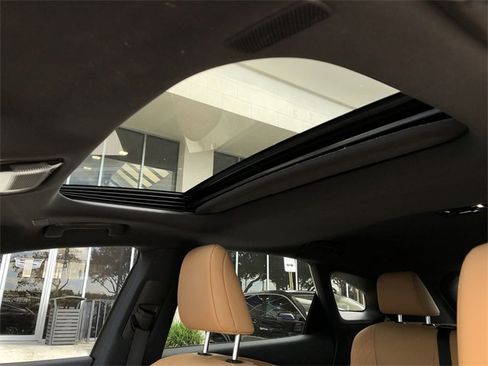 Used 2024 Lexus RX 350 Premium image 29